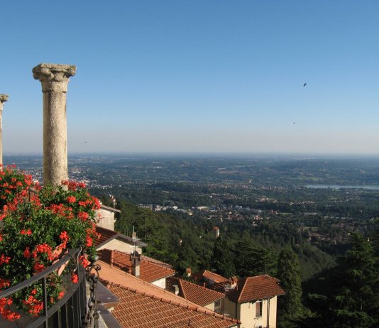 Un (Sacro) Monte di silenzi Veduta terrazzo museo baroffio