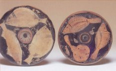 Piatti da pesce, produzione campana IV secolo a.C.