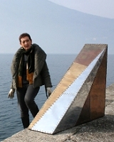 Giugi Bassani e una sua opera