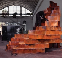 L'artista al lavoro 'La cittÃ  che sale'