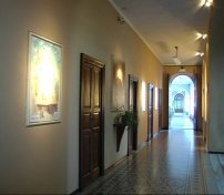 Galleria con i dipinti dedicati alla vita di Rosmini