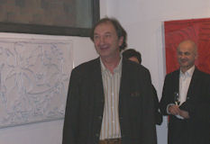 L'artista all'inaugurazione della mostra personale di Varese