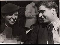 Gerda e Robert Capa in una immagine degli anni Trenta