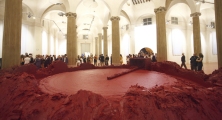 Anish Kapoor in mostra a Milano