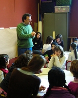 Emilio Corti con i bambini
