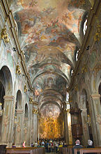 Navata centrale - chiesa di San Cristoforo a Vercelli