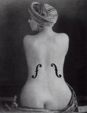 Le violon d'Ingres, 1924, new print 1980 ca. Courtesy Fondazione