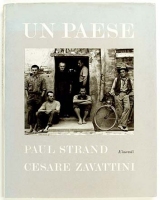"Un paese"