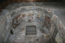 La cappella della Madonna, con affreschi del '600