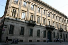 Palazzo Anguissola da via Manzoni