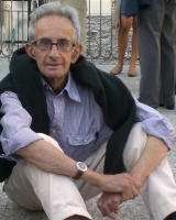 Una foto recente dell'artista