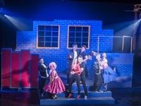 Grease_756.jpg Grease_756.jpg