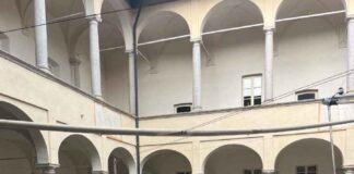 Quando la ceramica esce dalle vetrine