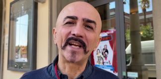 Abbiamo bisogno di ridere